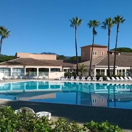 Appartement Avec Clim Pour 4 En Avec Piscine Saint-Raphaël