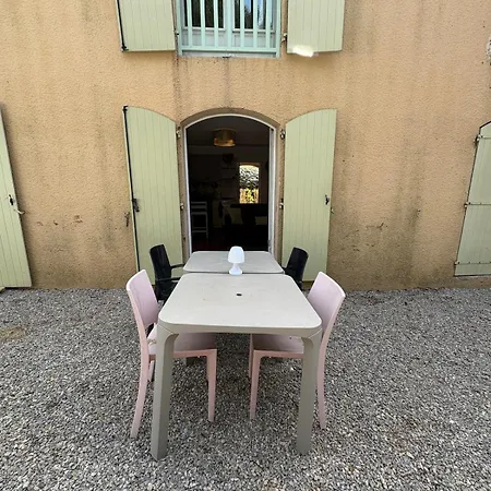 Appartement Avec Clim Pour 4 En Avec Piscine